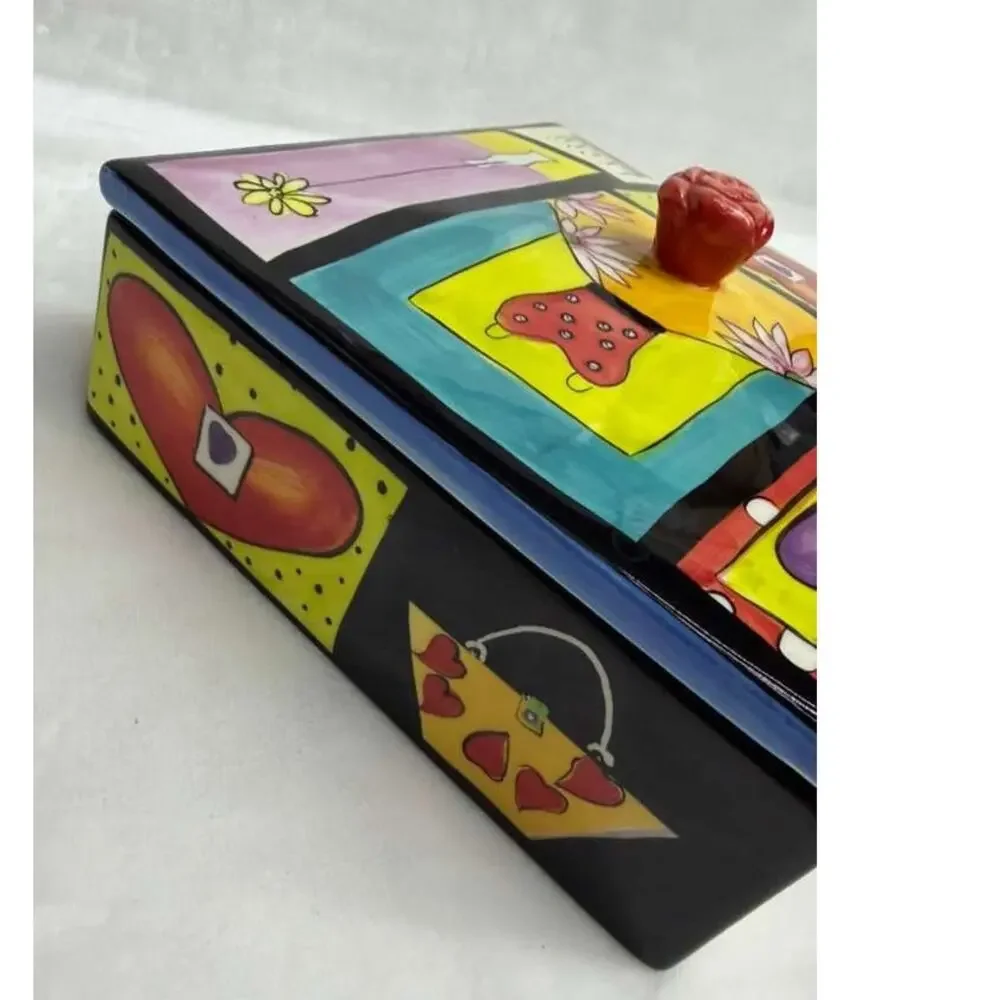 NAYLOR DESIGNS HANDPAINTED HENRIKSEN IMPORTS TRINKET CANDY BOX RARE HEARTS